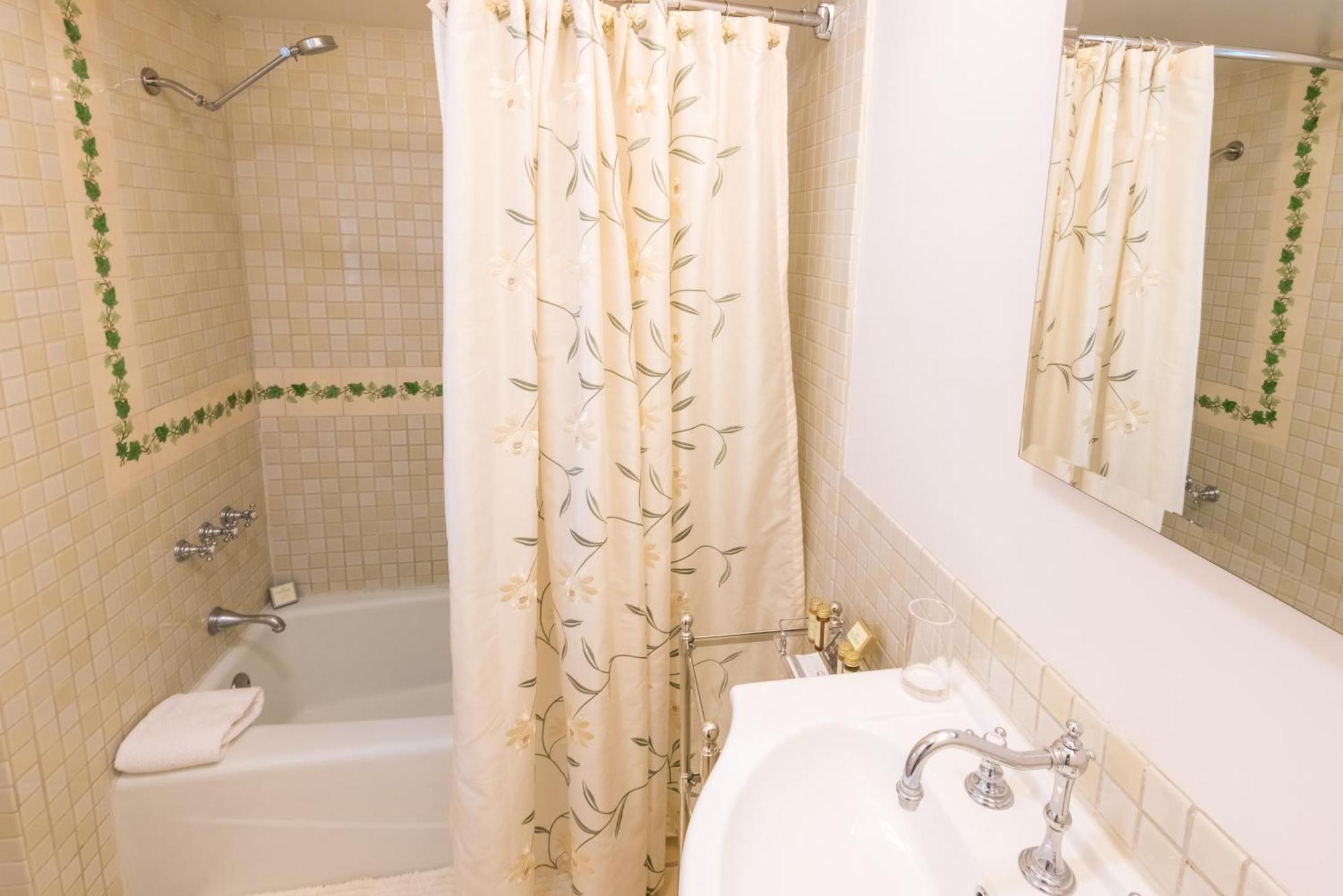 Studio Lit King-Size - 1