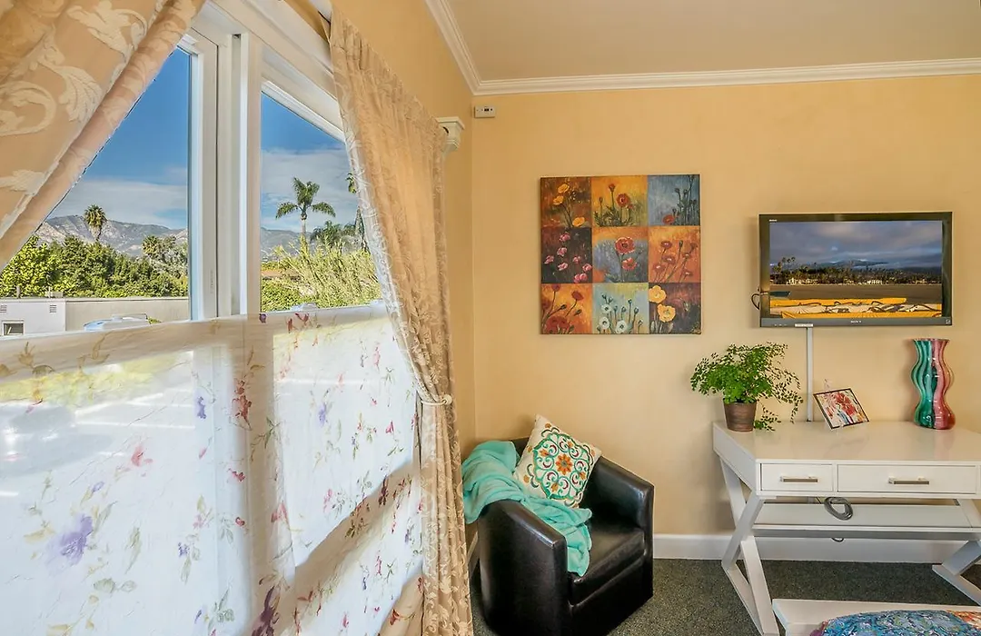 Beach House Inn-1