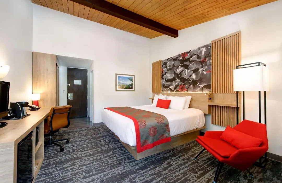 Ramada By Wyndham Santa Barbara-1