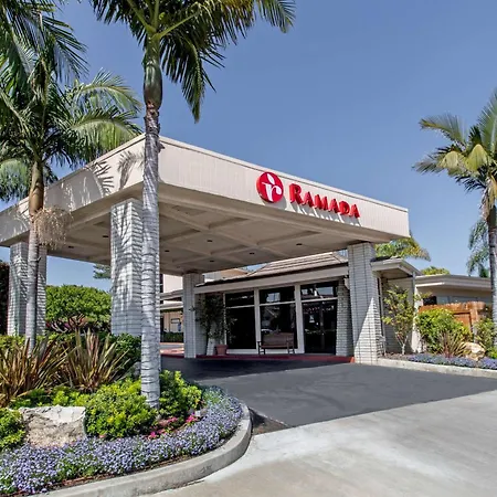 Ramada By Wyndham Santa Barbara-3