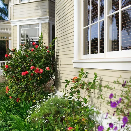 Cheshire Cat Inn & Cottages-3