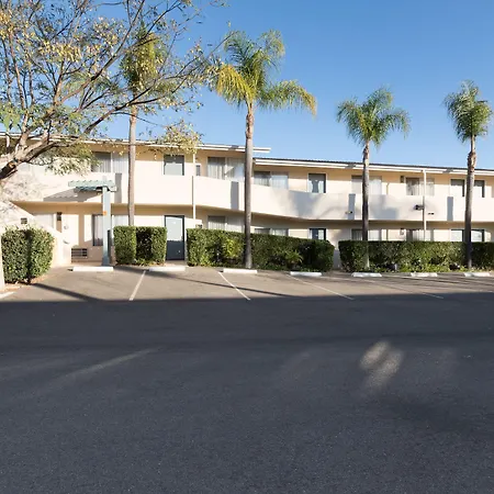 Sandpiper Lodge - Santa Barbara-3